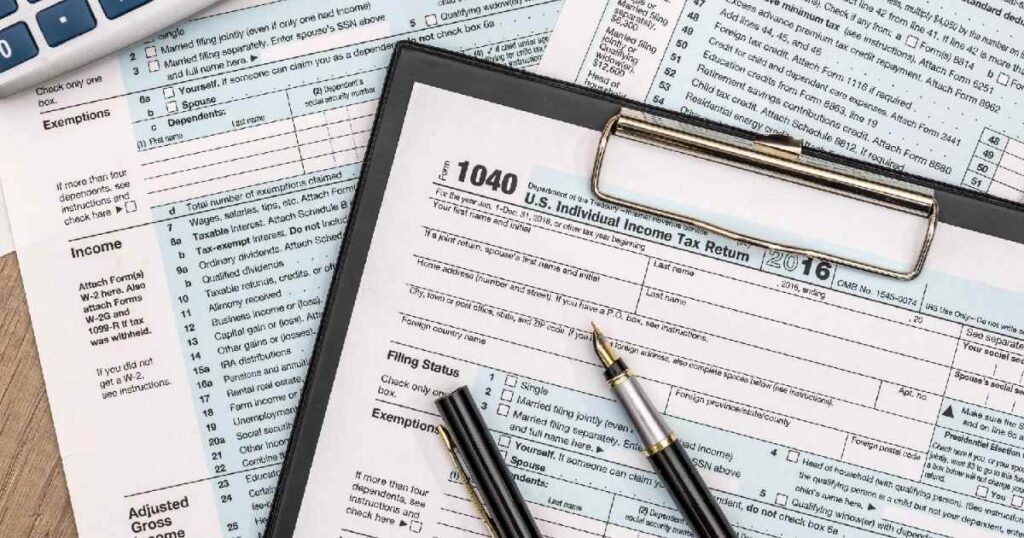 How much tax do businesses pay in Florida?